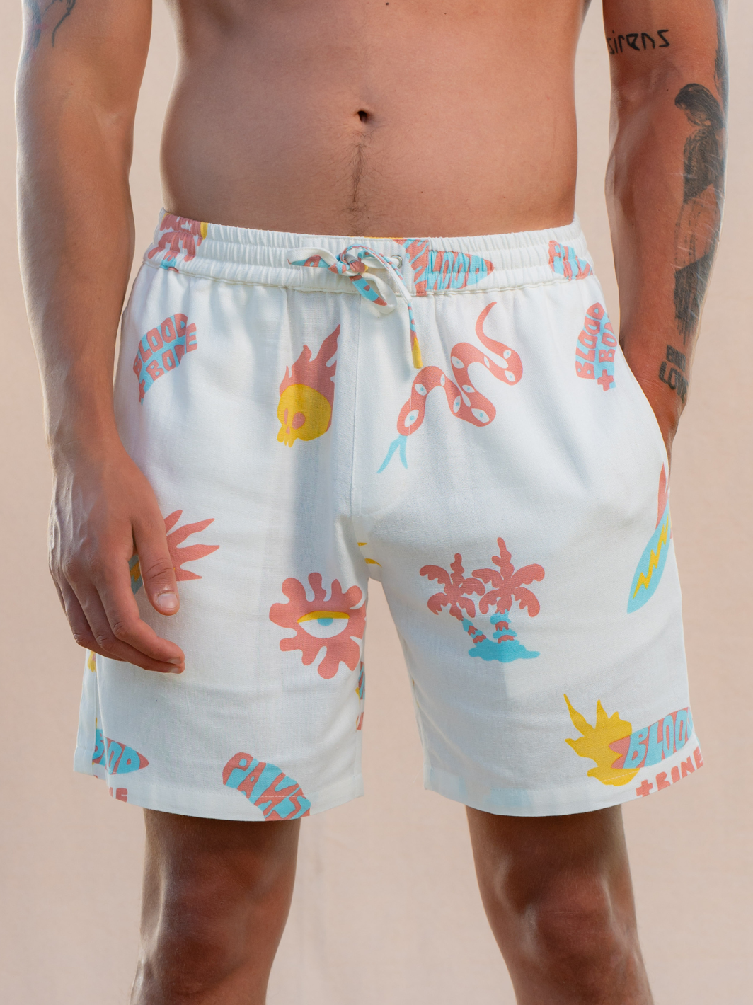 Elements Short White
