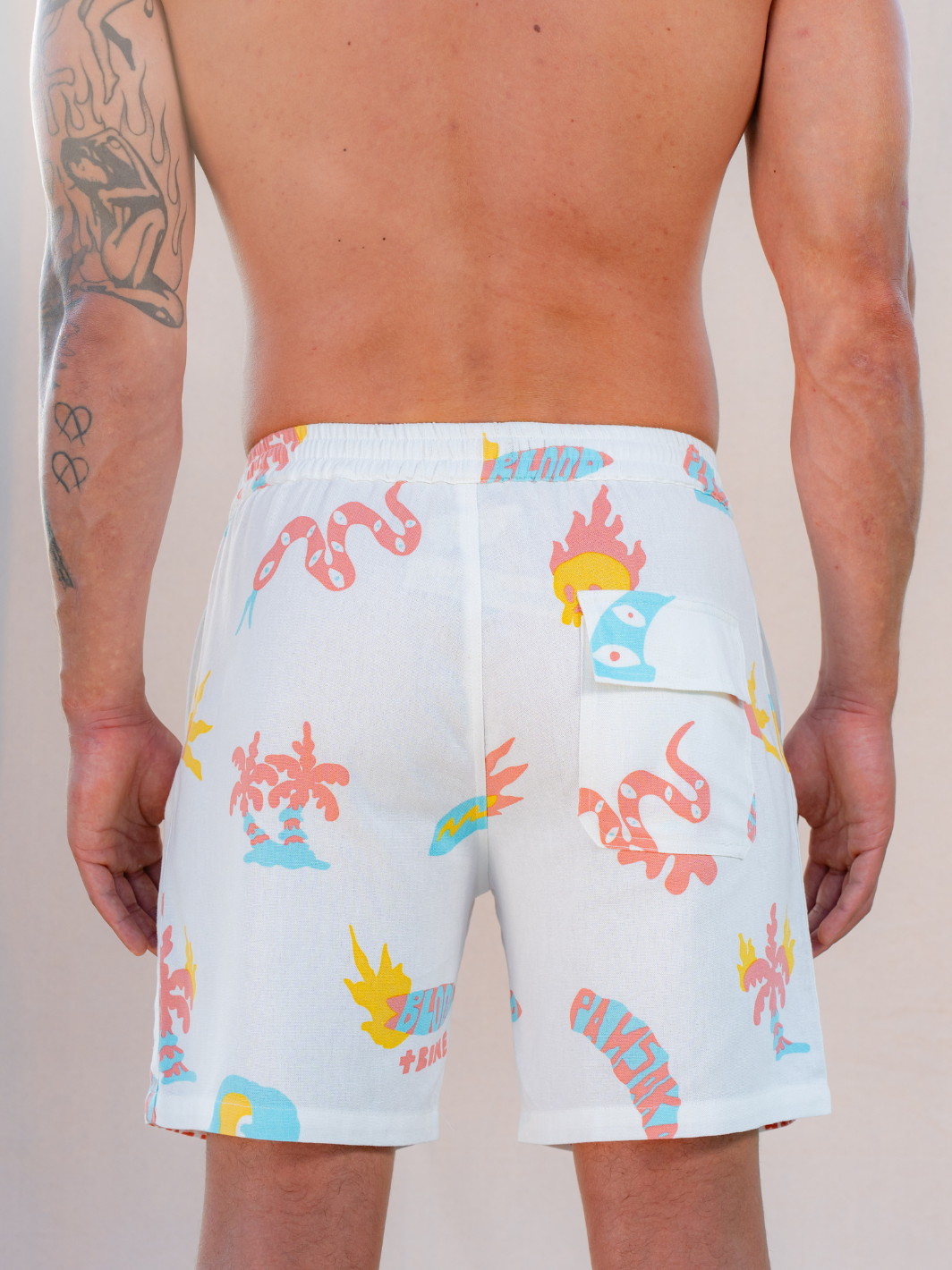 Elements Short White