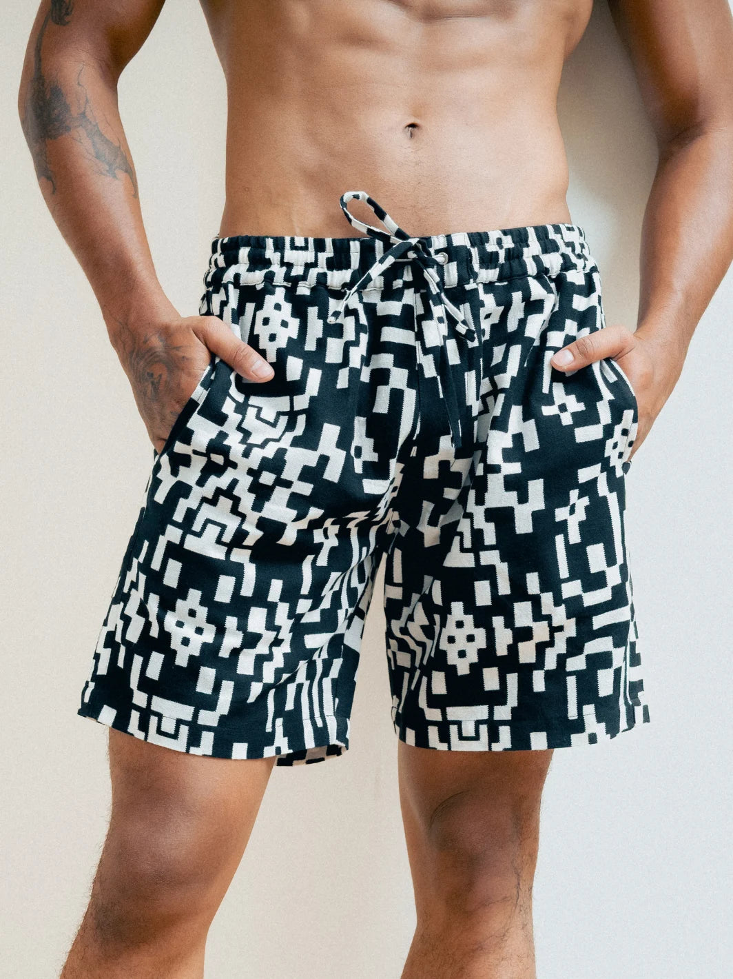 High Tide Short White