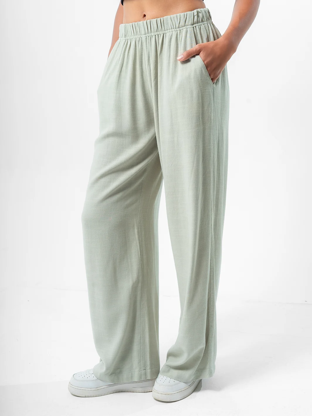 Praya Pant Sage