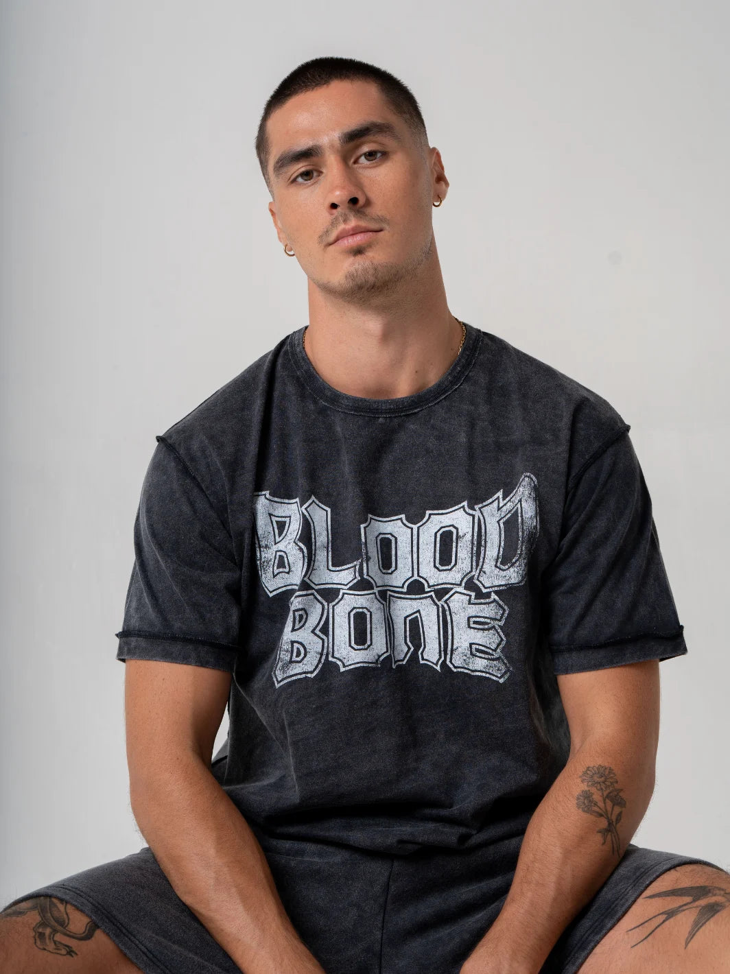 Empire Tee Vintage Black