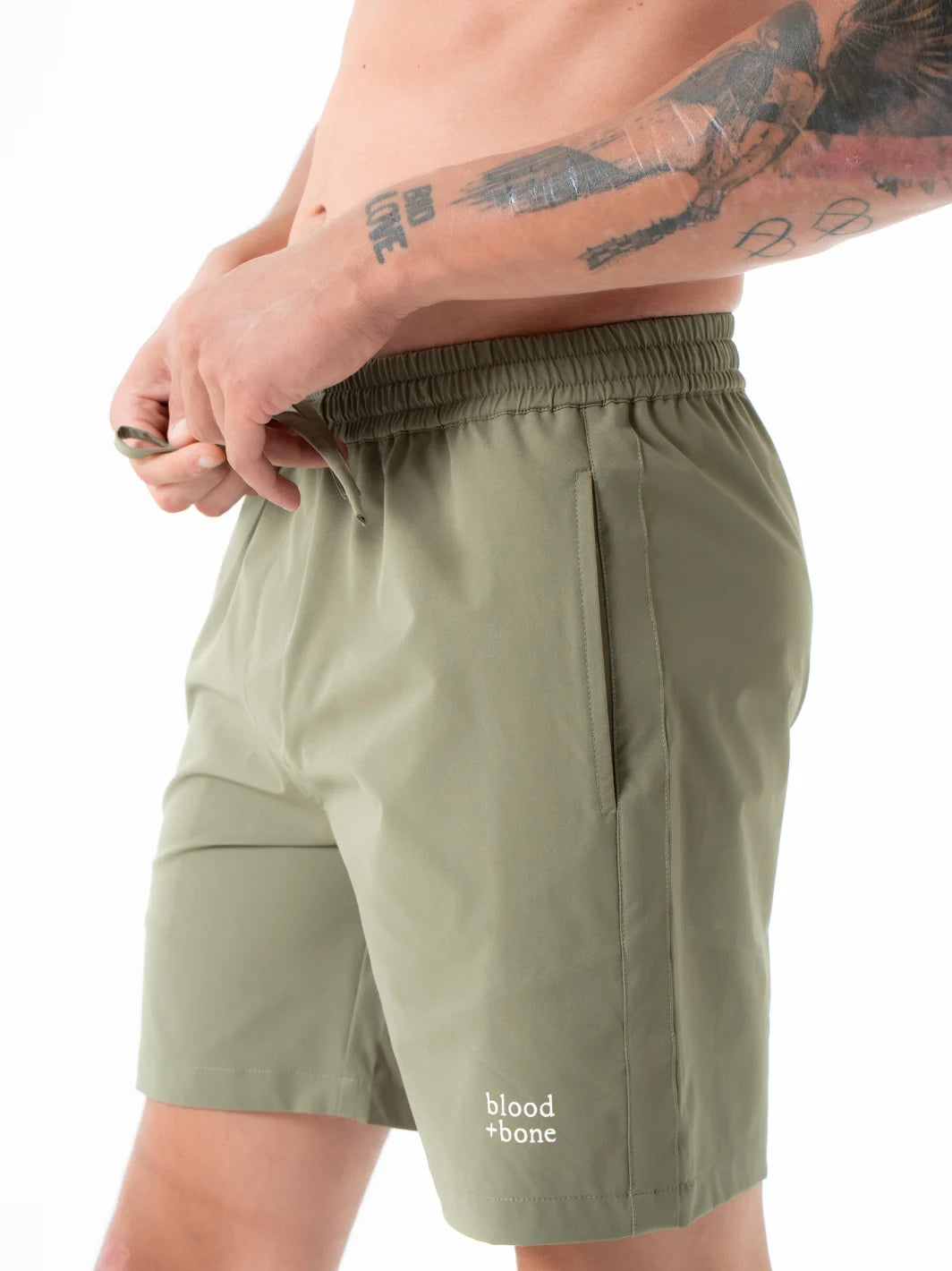 Black Eye Short Khaki