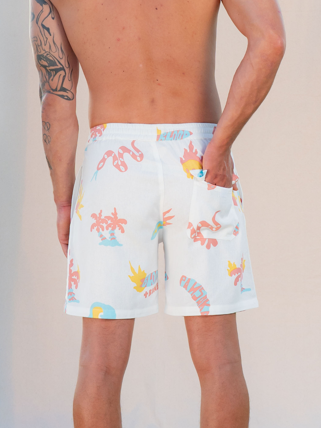 Elements Short White