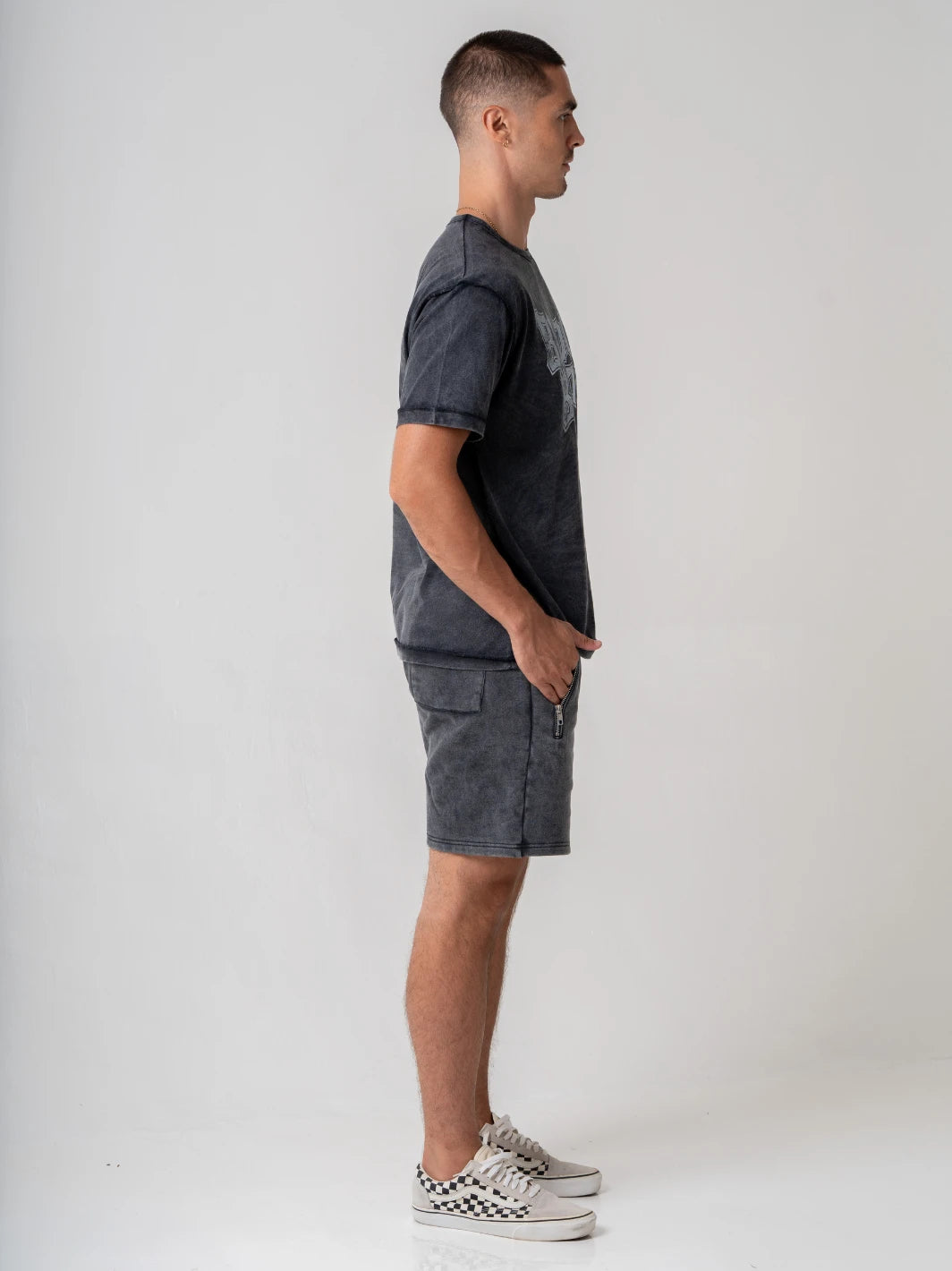 Empire Tee Vintage Black