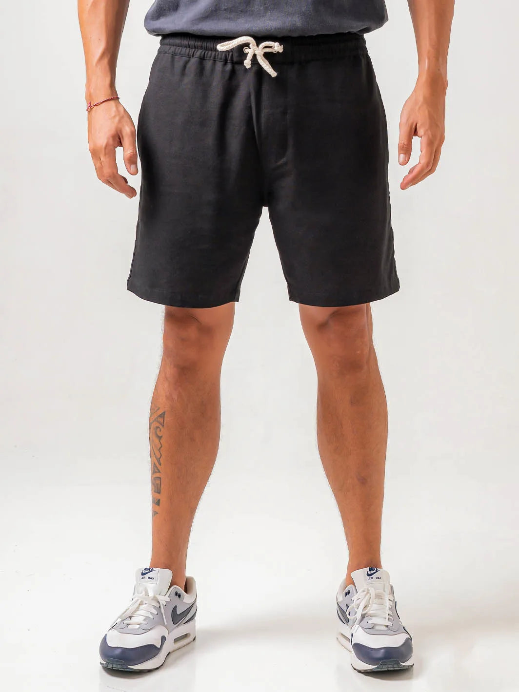 Wayward Short Black