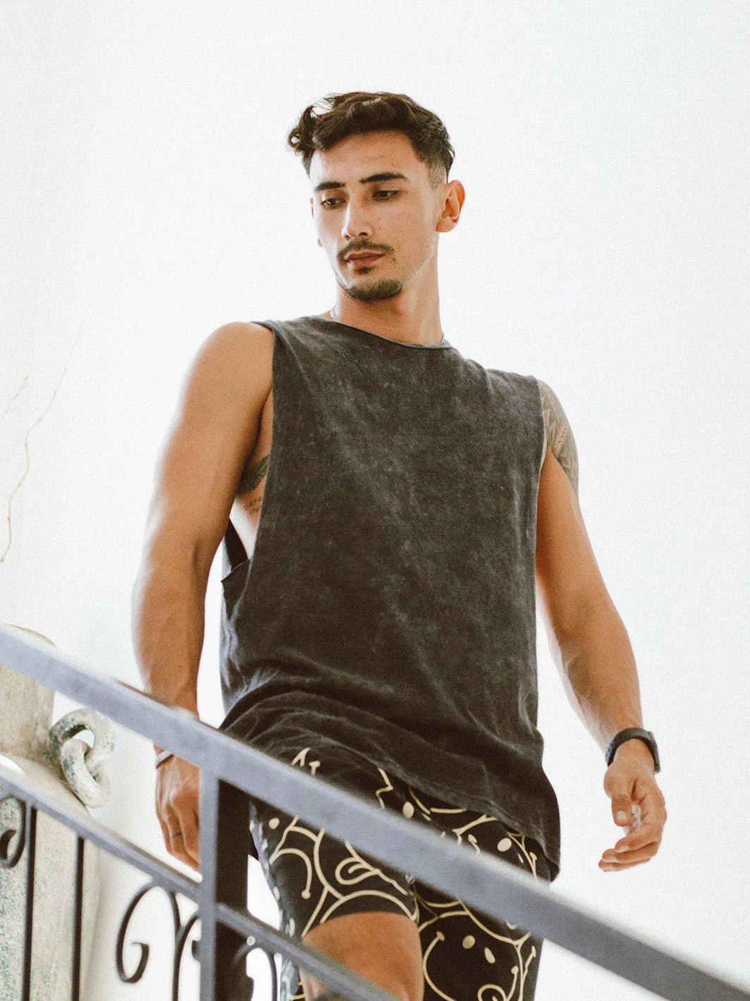 Comedown Muscle Black Acid