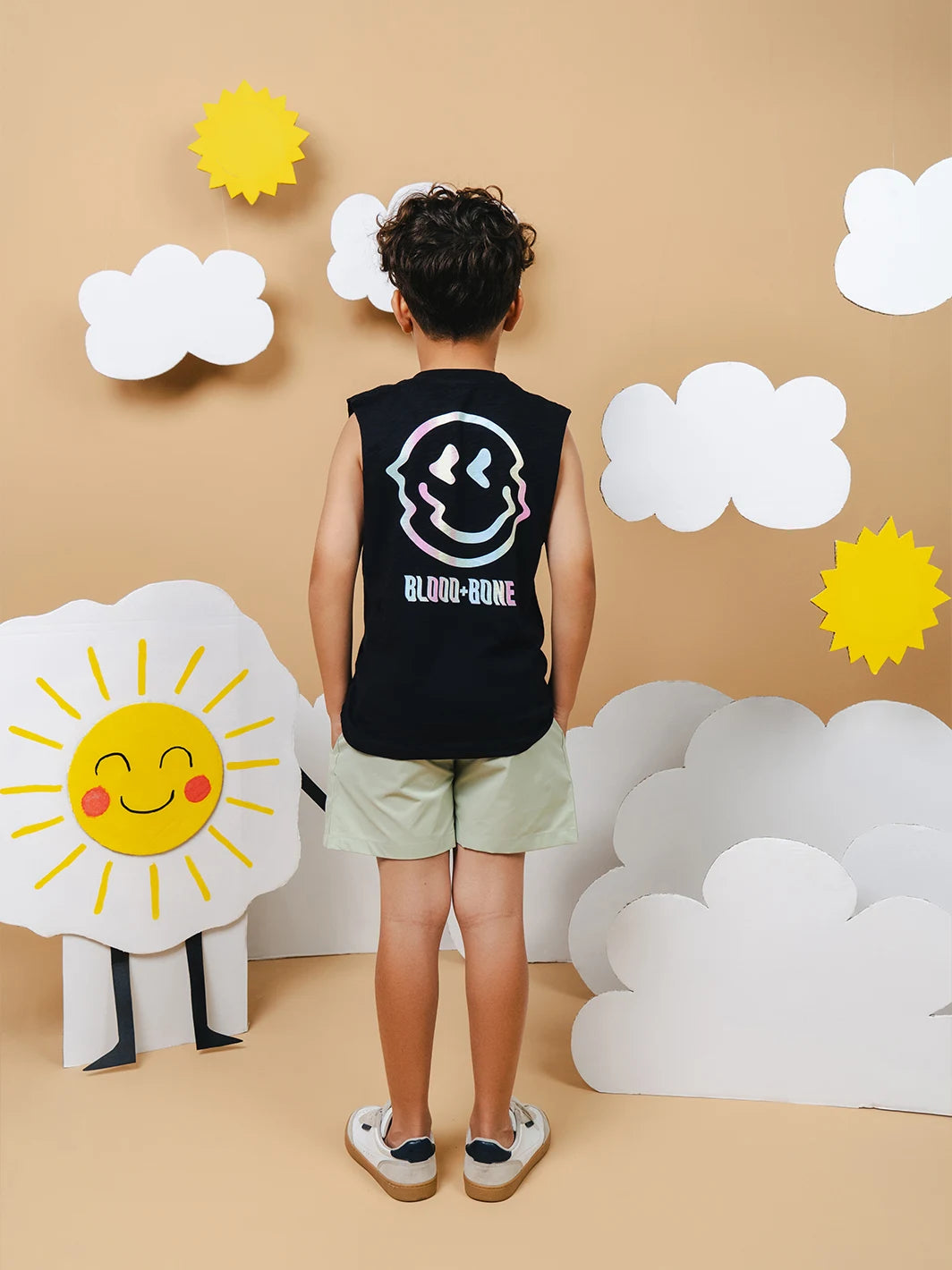 Rainbow Smiley Muscle Black