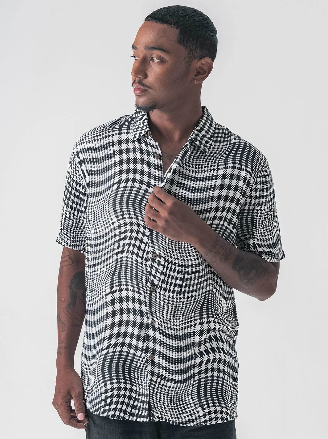 Screw Loose Shirt Black