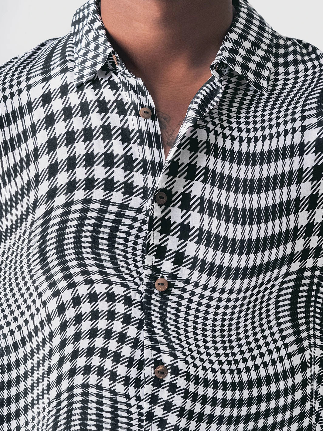 Screw Loose Shirt Black