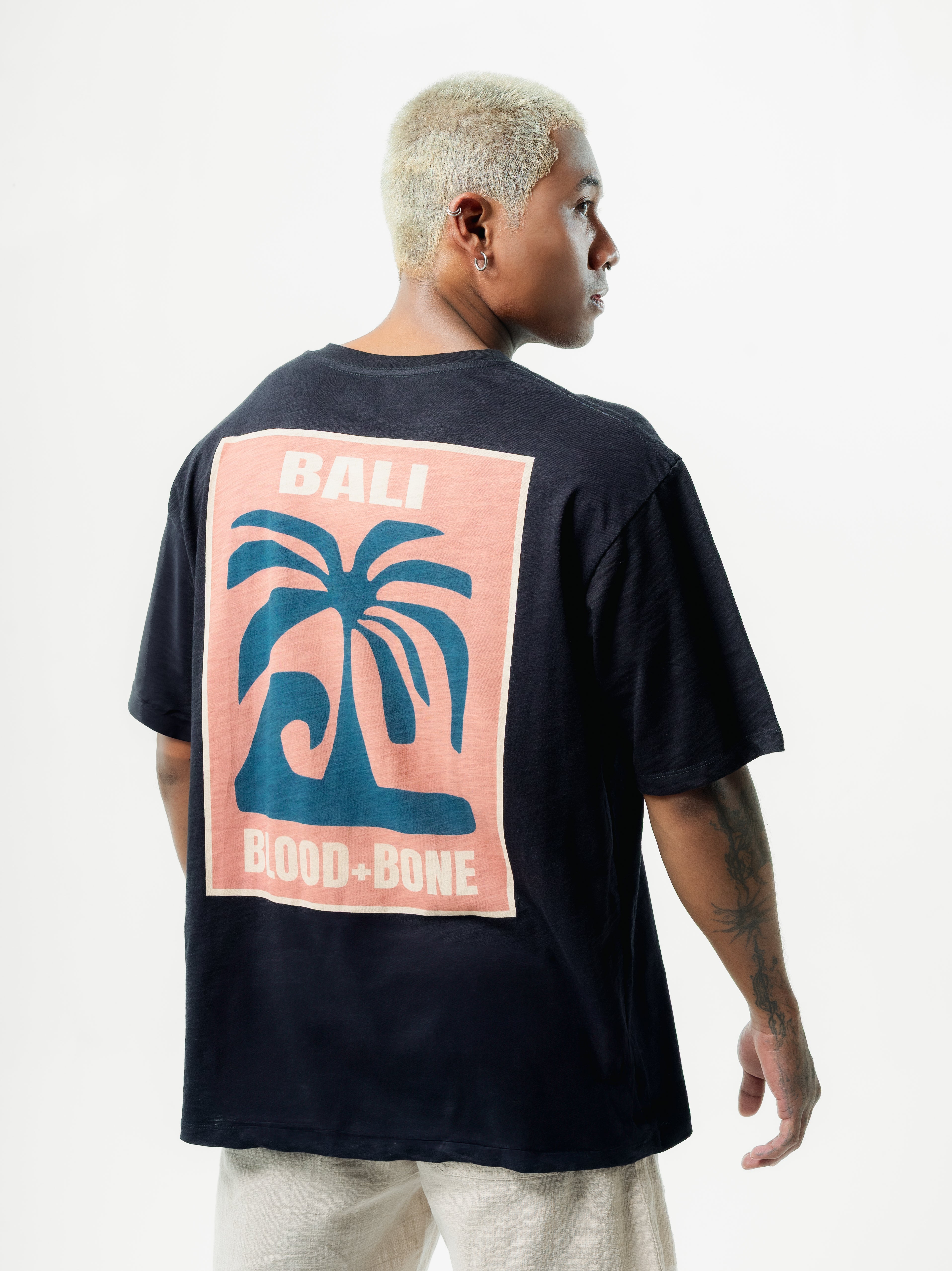 Sun Blind Tee Black