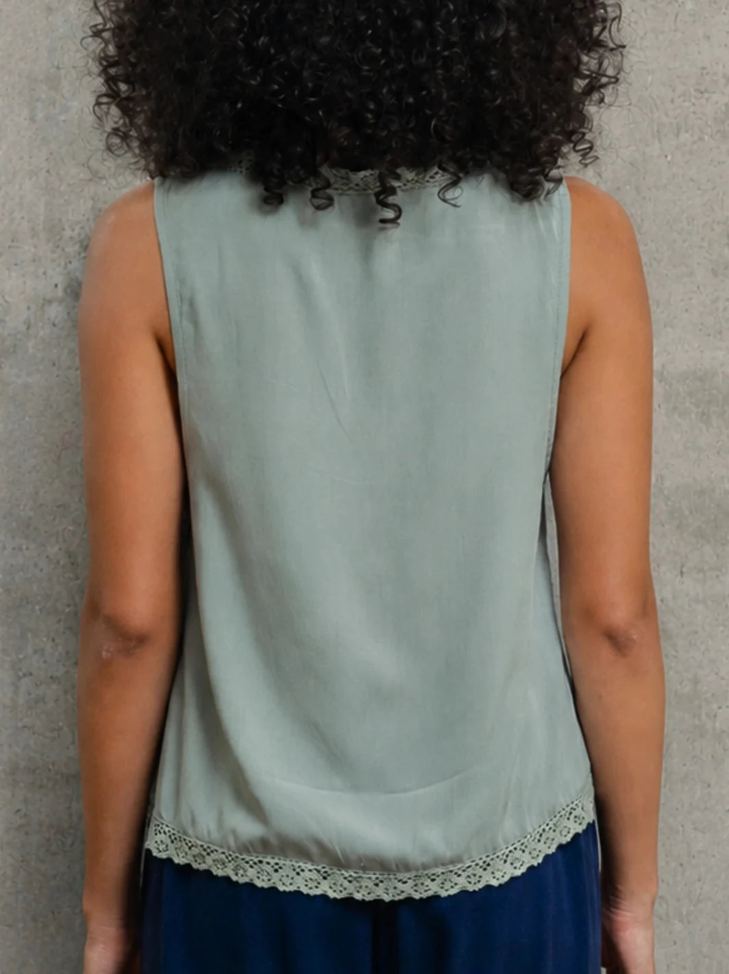 Black Sands Top Olive