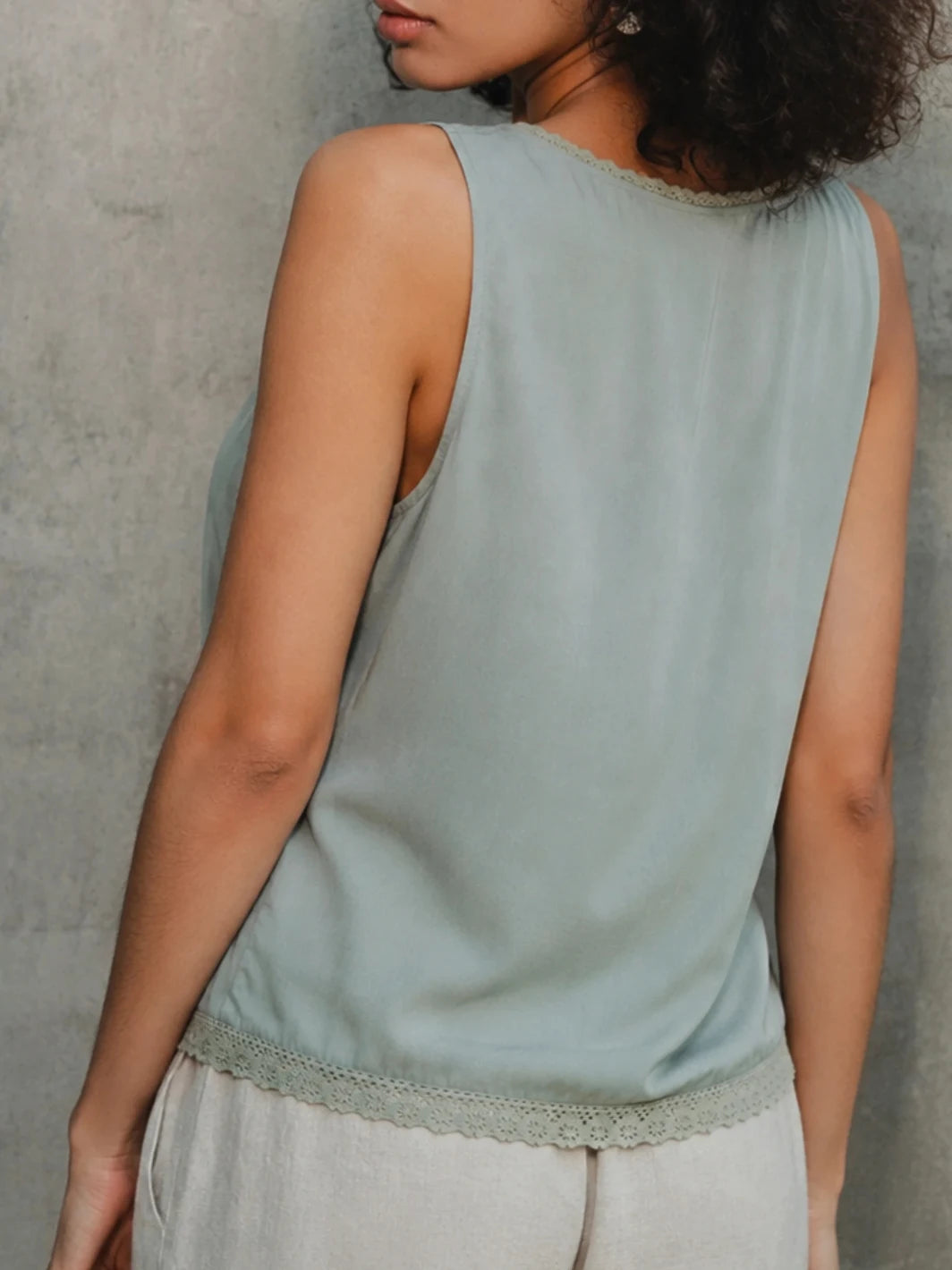 Black Sands Top Olive