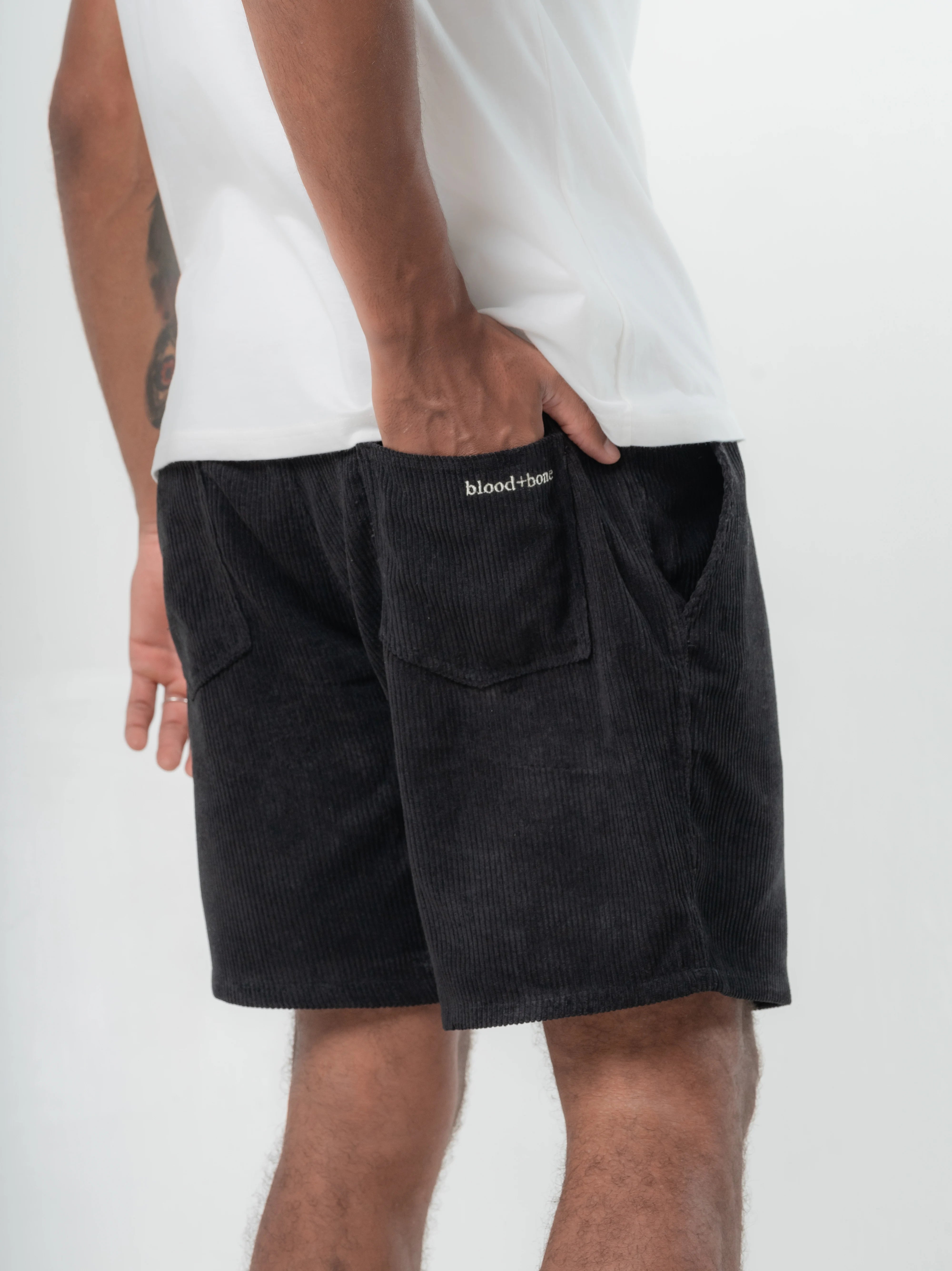 Caramello Short Black