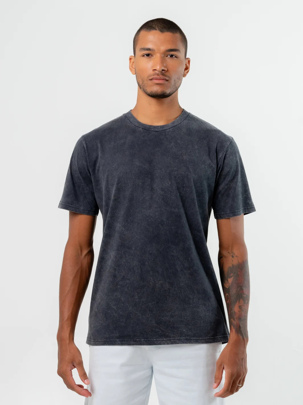 Echoes Tee Vintage Black