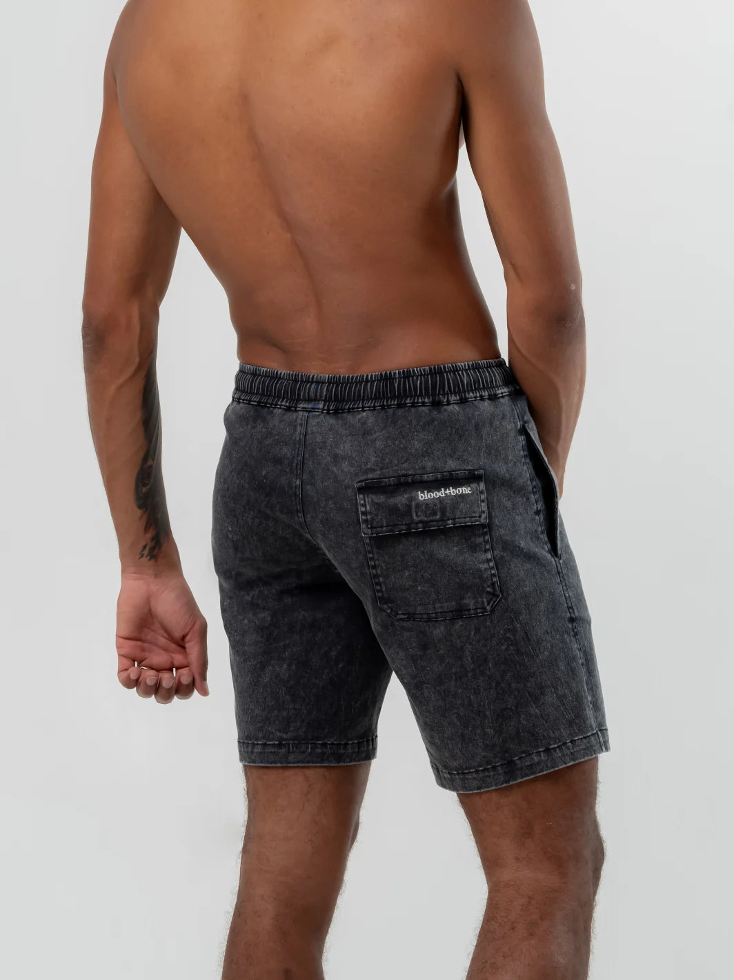 New Wave Short Washed Black