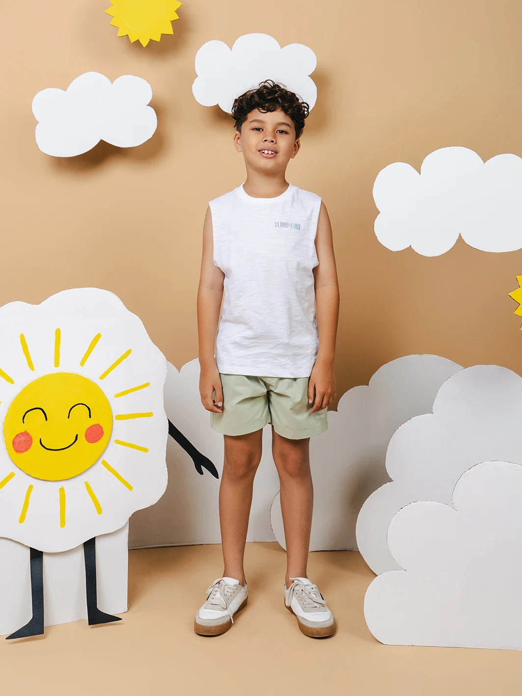 Rainbow Smiley Muscle White