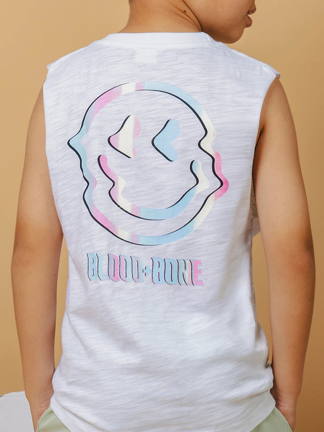 Rainbow Smiley Muscle White