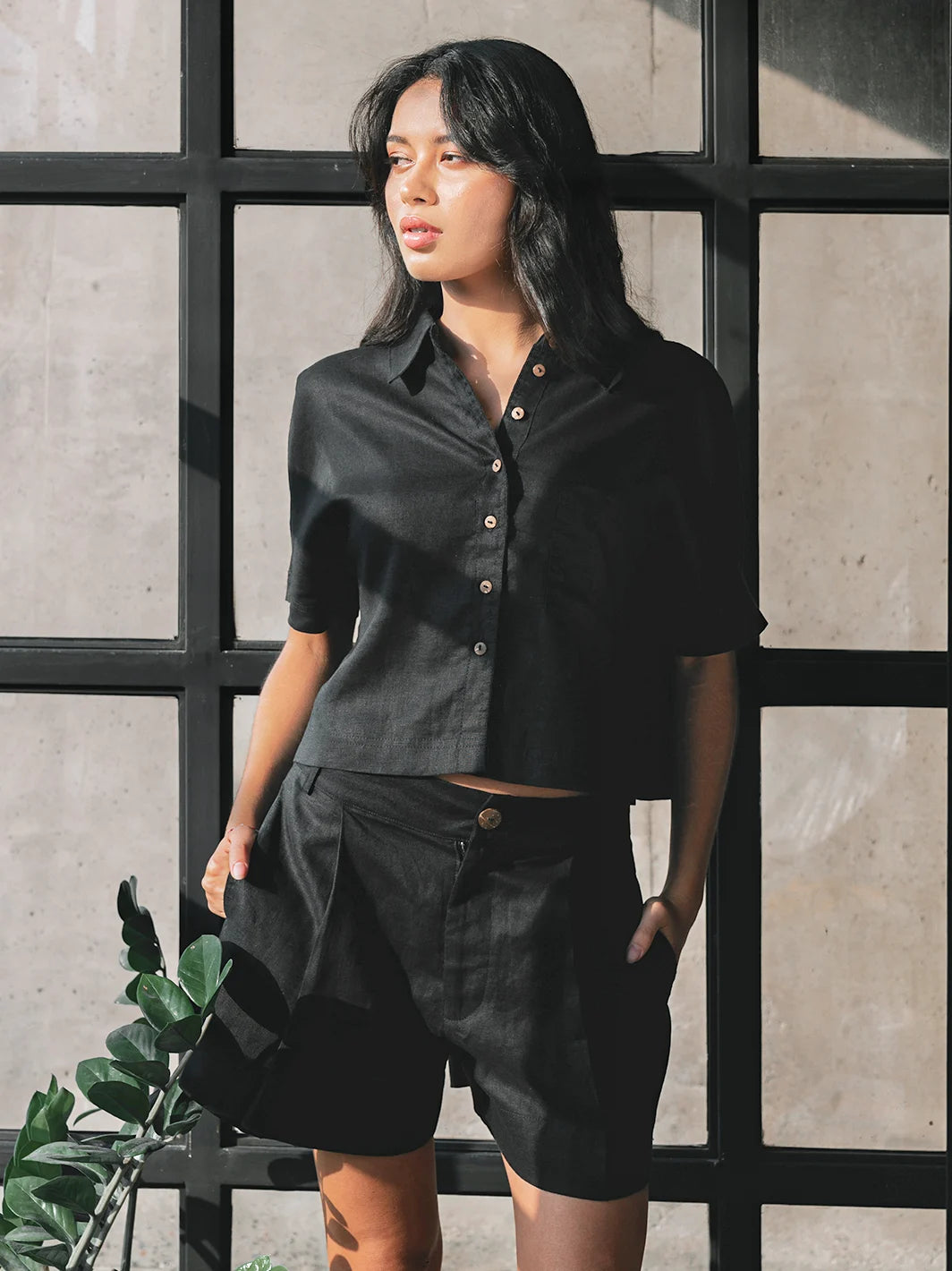 Santiago Short Black