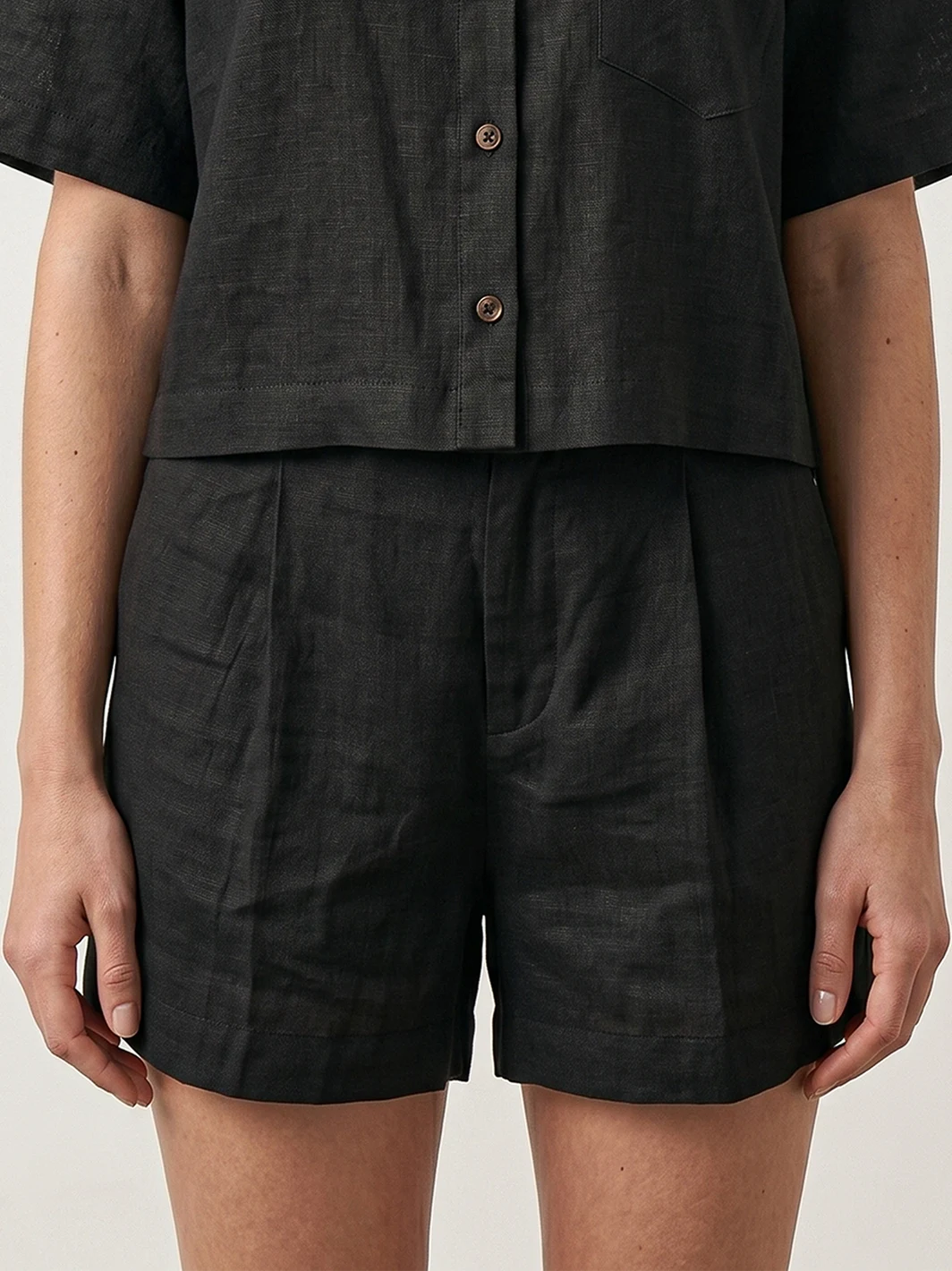 Santiago Short Black