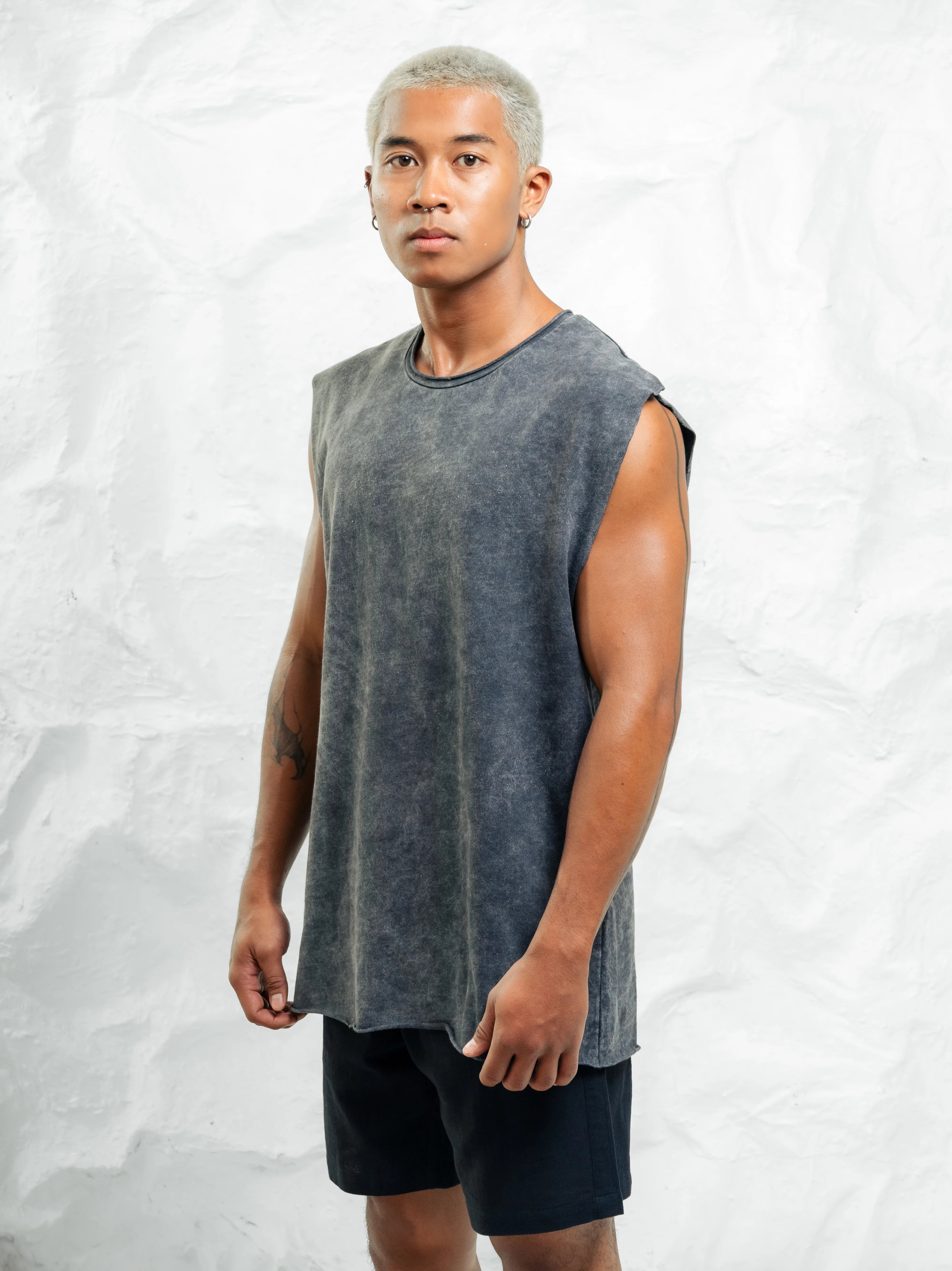 Vulture Muscle Vintage Black